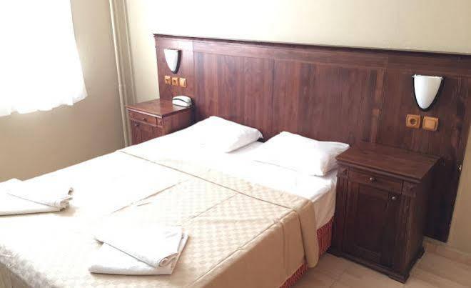 Cicek Apart Hotel Çeşme Exteriör bild